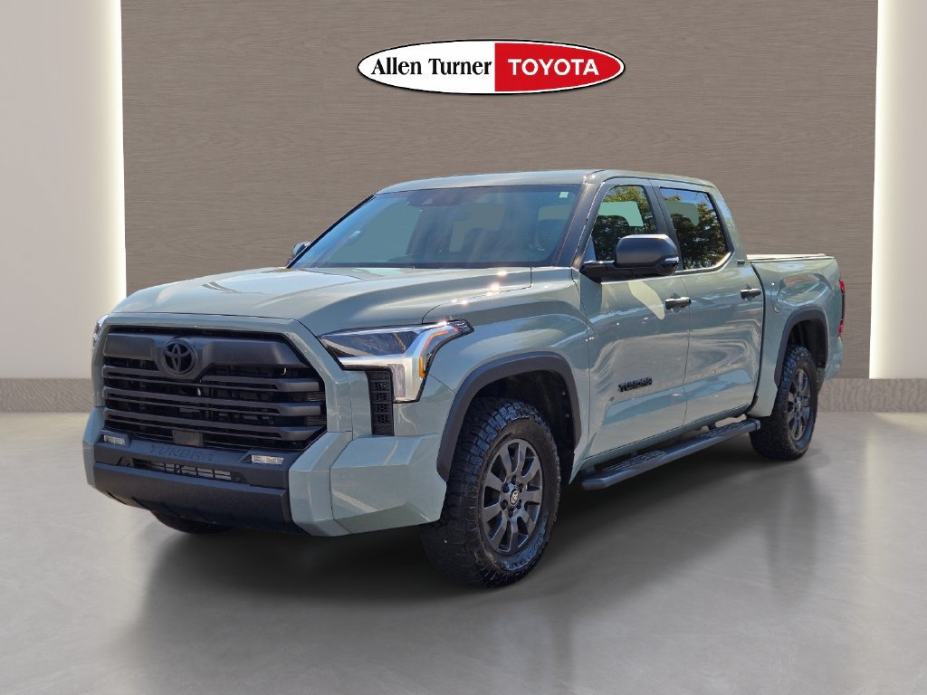 Used 2025 Toyota Tundra SR5 w/ SR5 Convenience Package RWD image 3