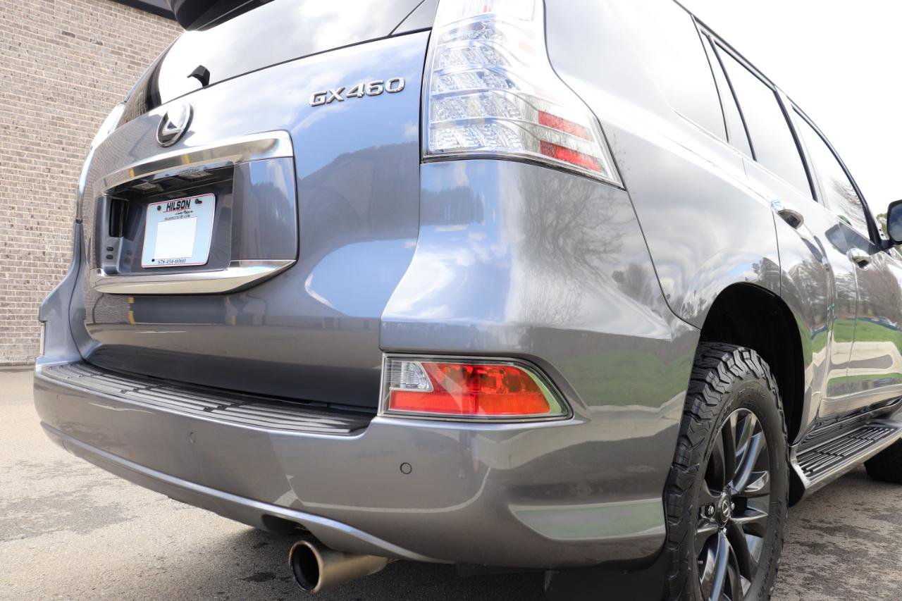 Used 2020 Lexus GX 460 Premium w/ Premium Package image 14
