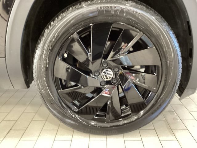 Certified 2024 Volkswagen Atlas Cross Sport SE AWD/4WD image 25