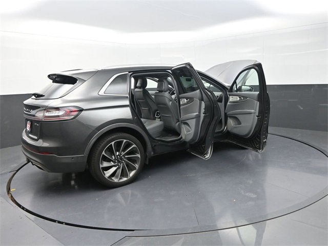 Used 2020 Lincoln Nautilus Reserve w/ Equipment Group 202A image 41