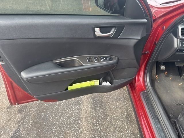 Used 2020 Kia Optima S image 41