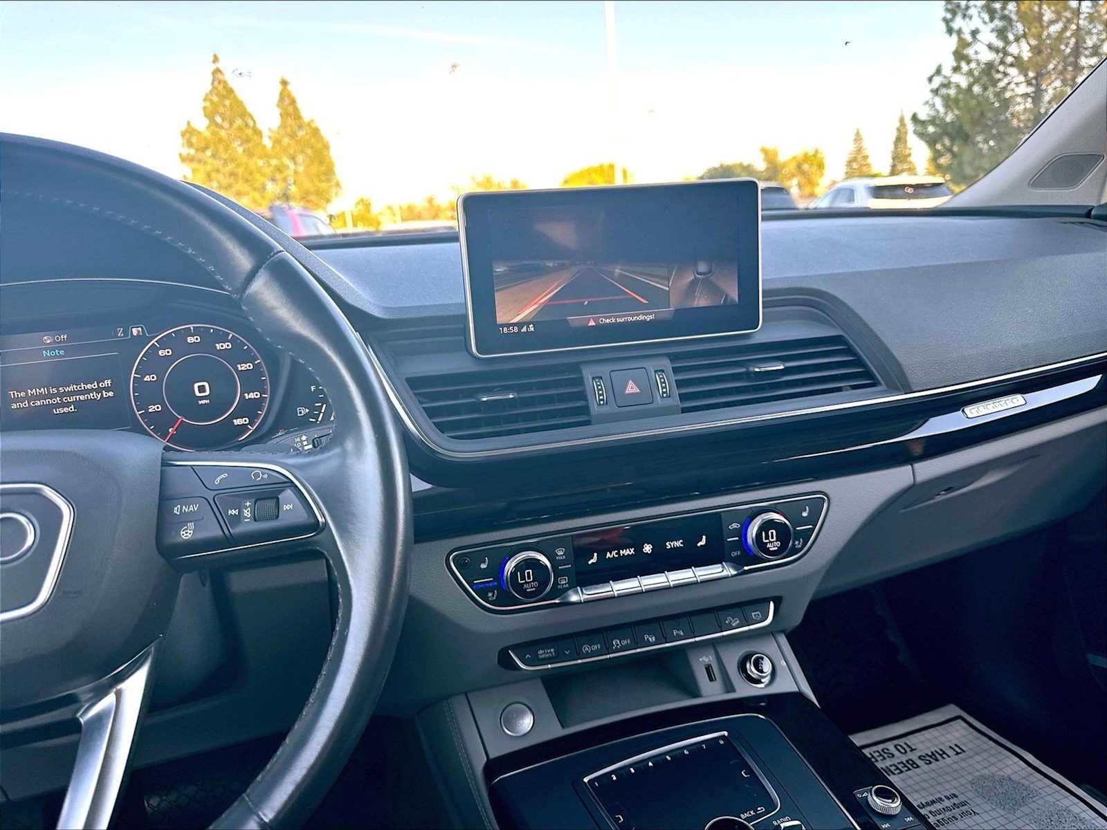 Used 2019 Audi Q5 Prestige AWD/4WD image 9