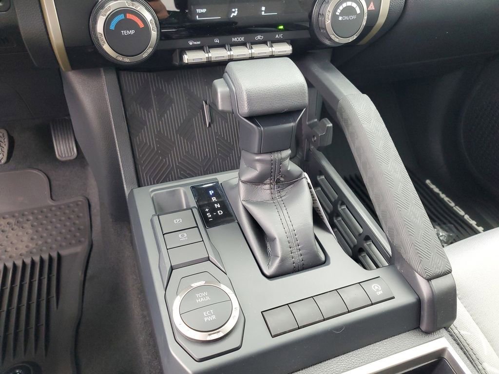New 2026 Toyota Tacoma SR5 image 17