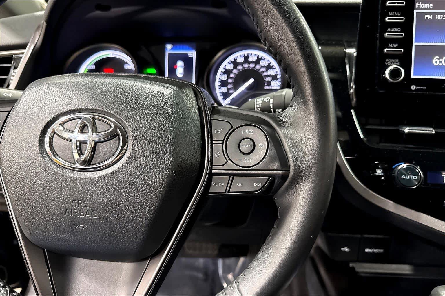 Used 2024 Toyota Camry SE w/ Convenience Package FWD image 25