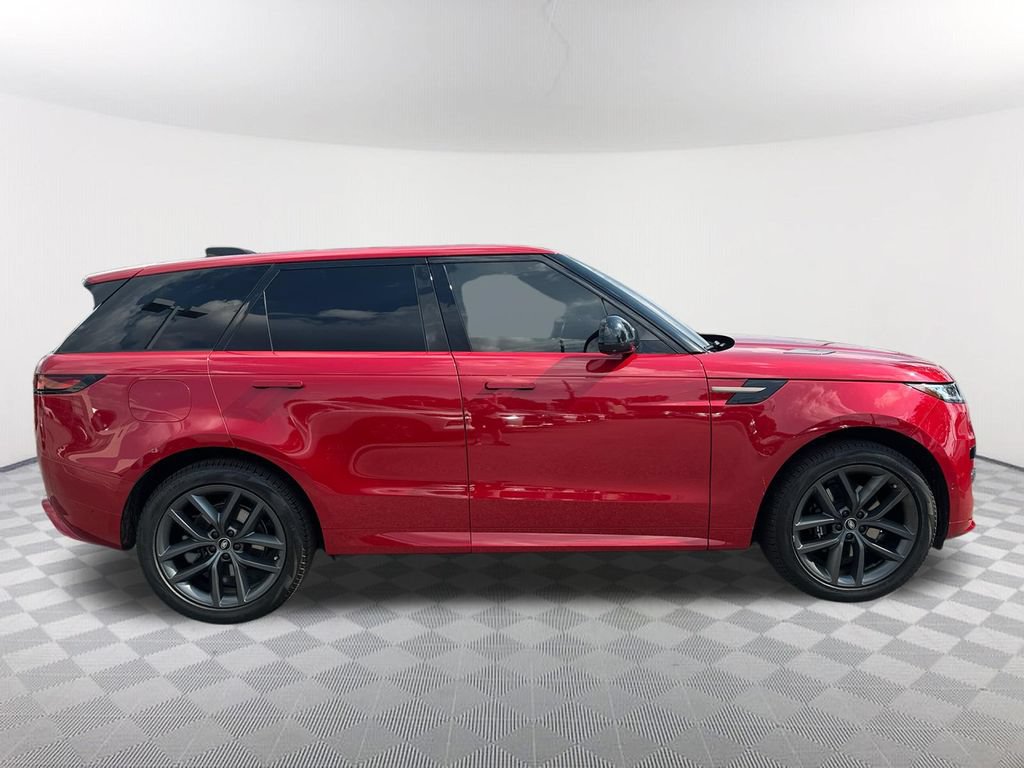 Used 2023 Land Rover Range Rover Sport SE Dynamic AWD/4WD image 4