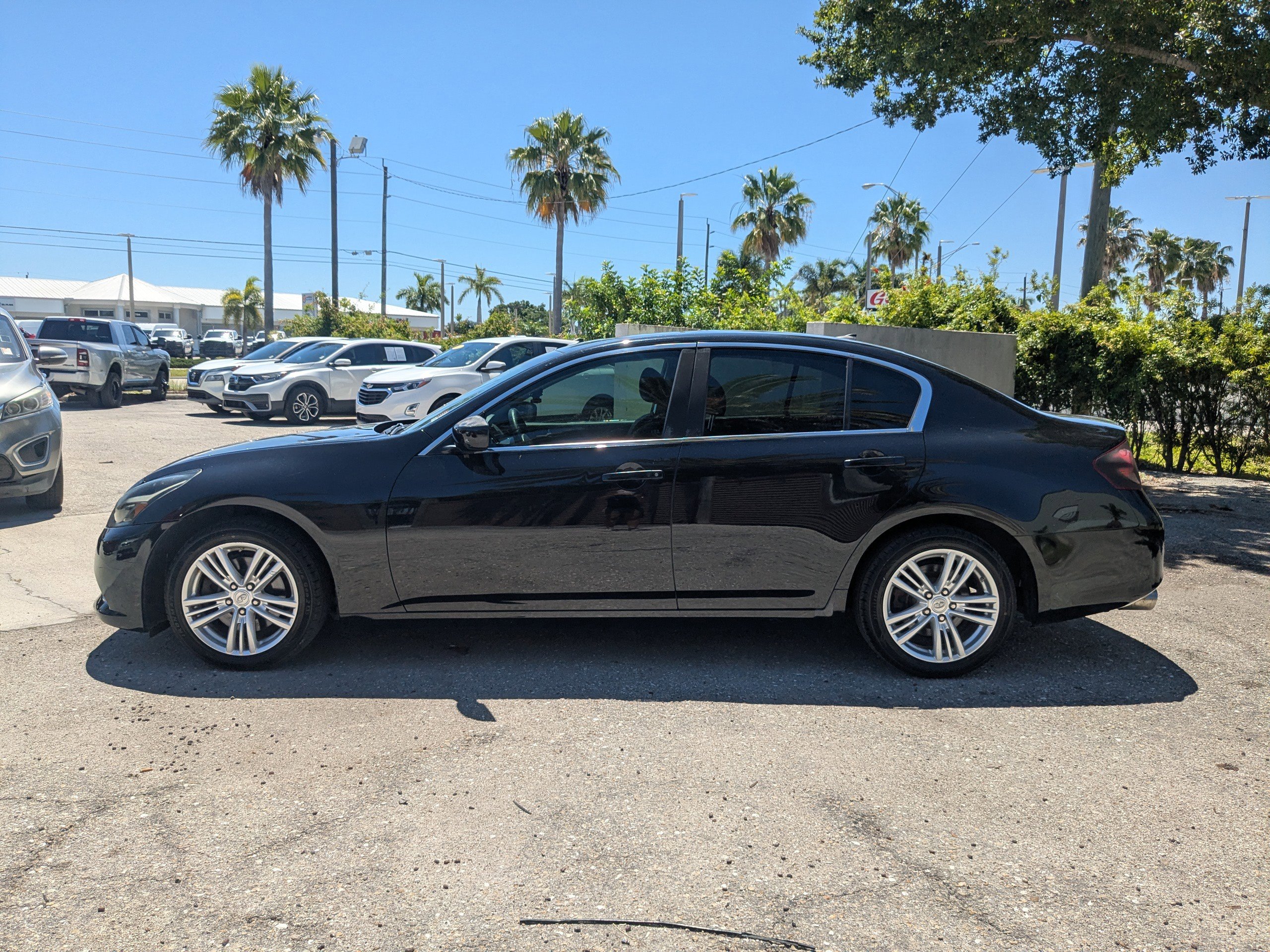 Used 2012 INFINITI G37 Journey w/ Premium Pkg RWD image 7
