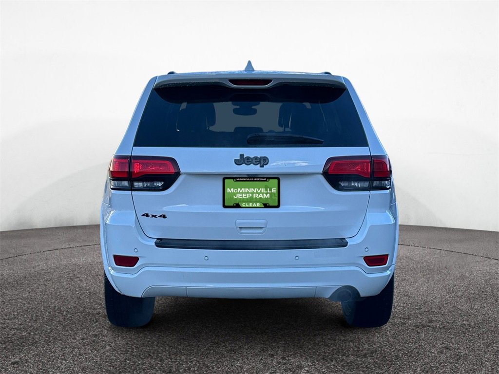 Used 2018 Jeep Grand Cherokee Altitude image 4