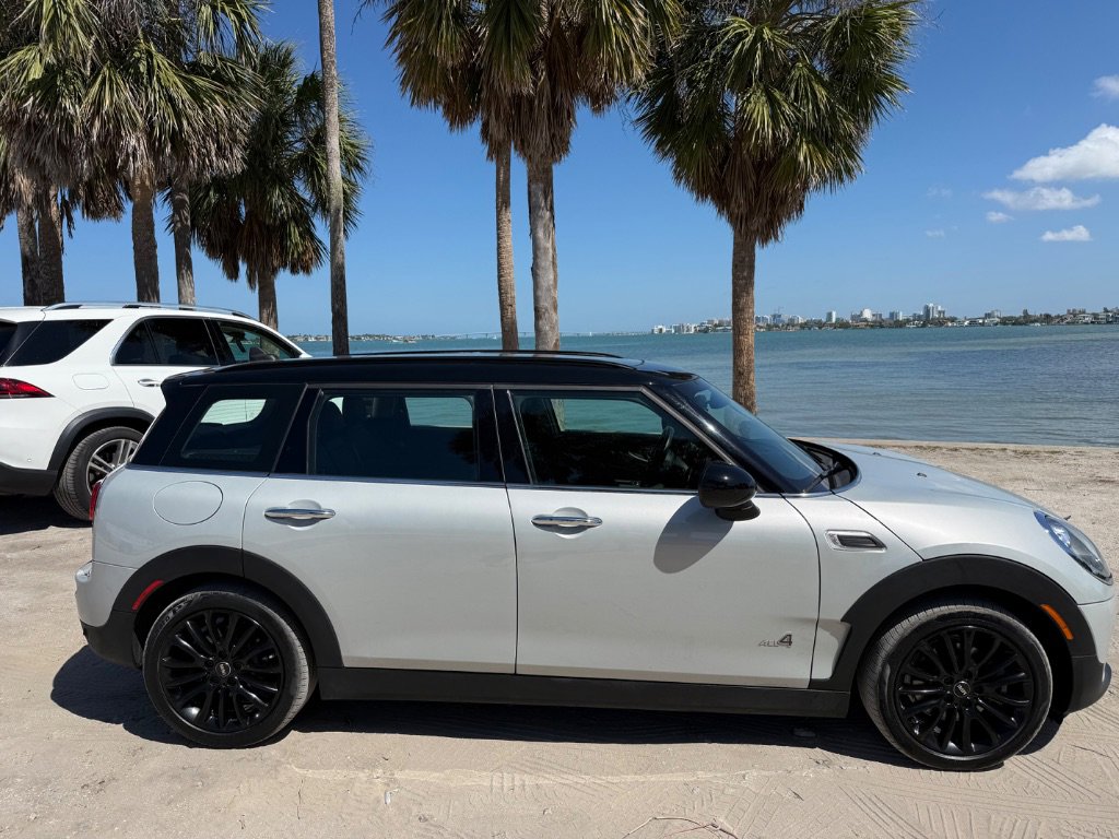Used 2019 MINI Cooper Clubman ALL4 AWD/4WD image 8
