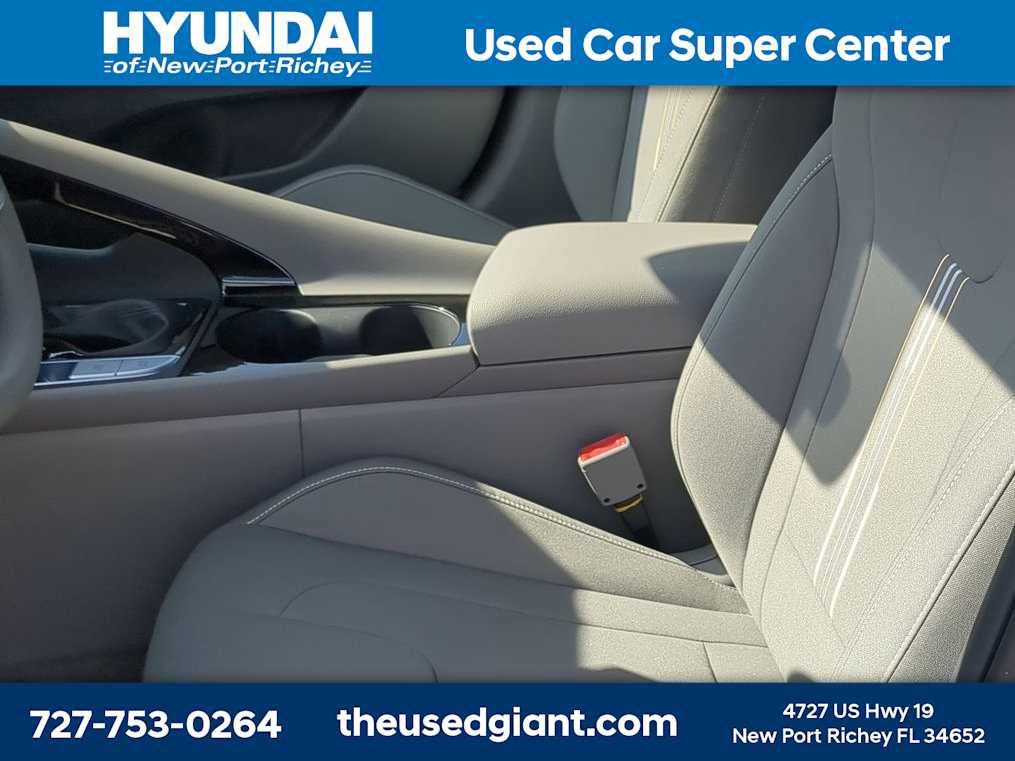 New 2026 Hyundai Elantra Blue w/ Cargo Package image 17