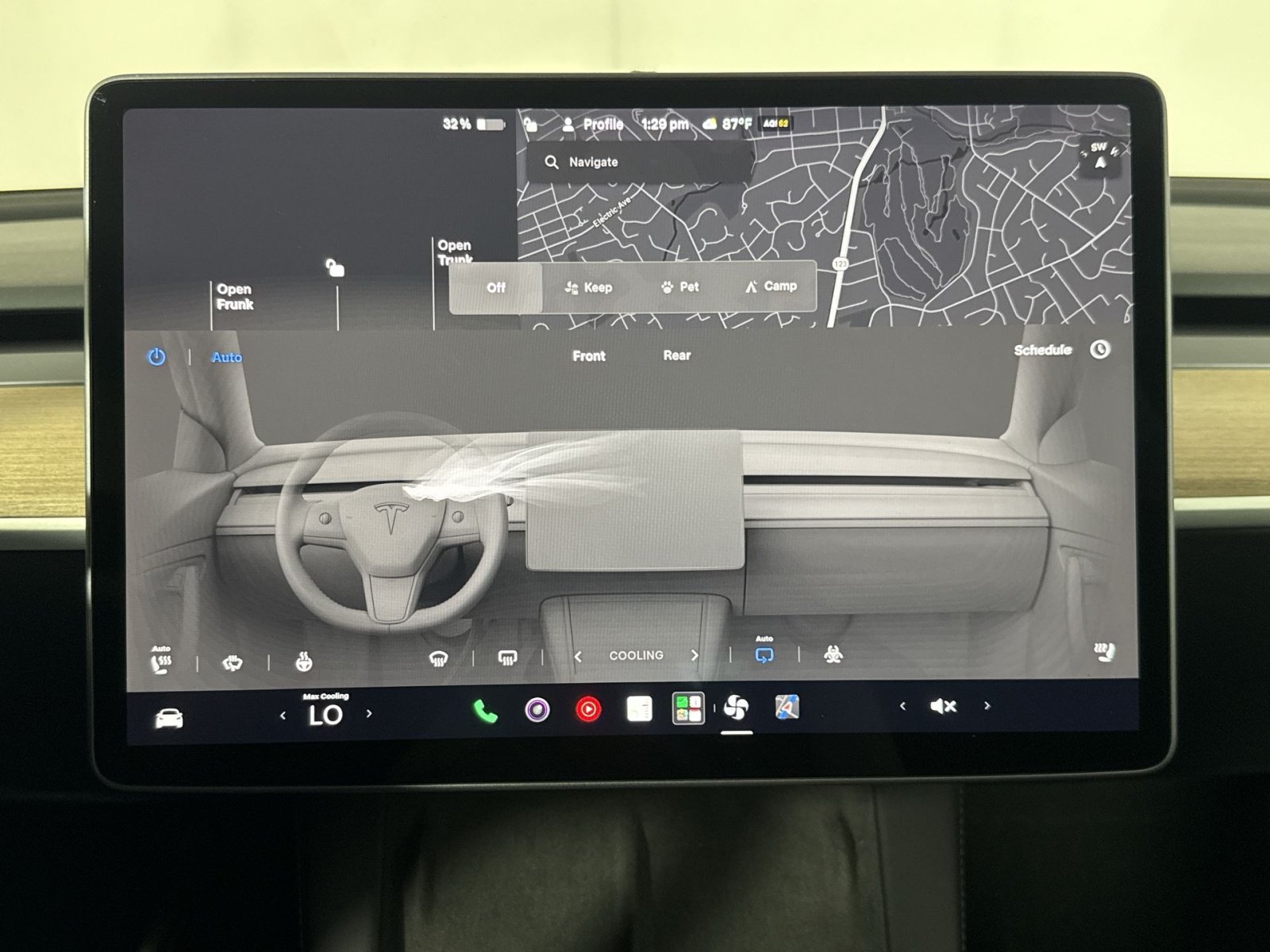 Used 2024 Tesla Model Y Long Range AWD/4WD image 21