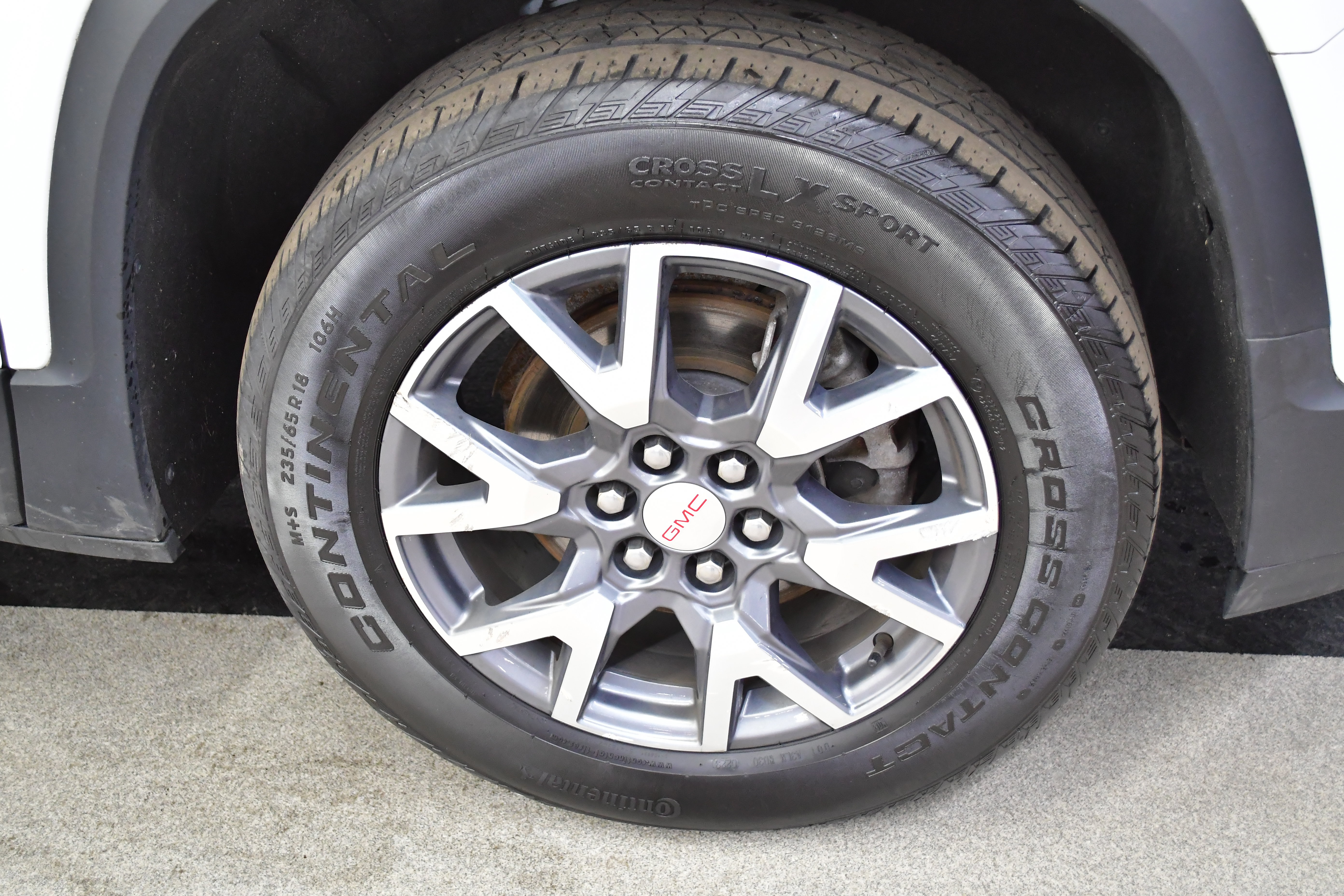 Used 2023 GMC Acadia SLE AWD/4WD image 39
