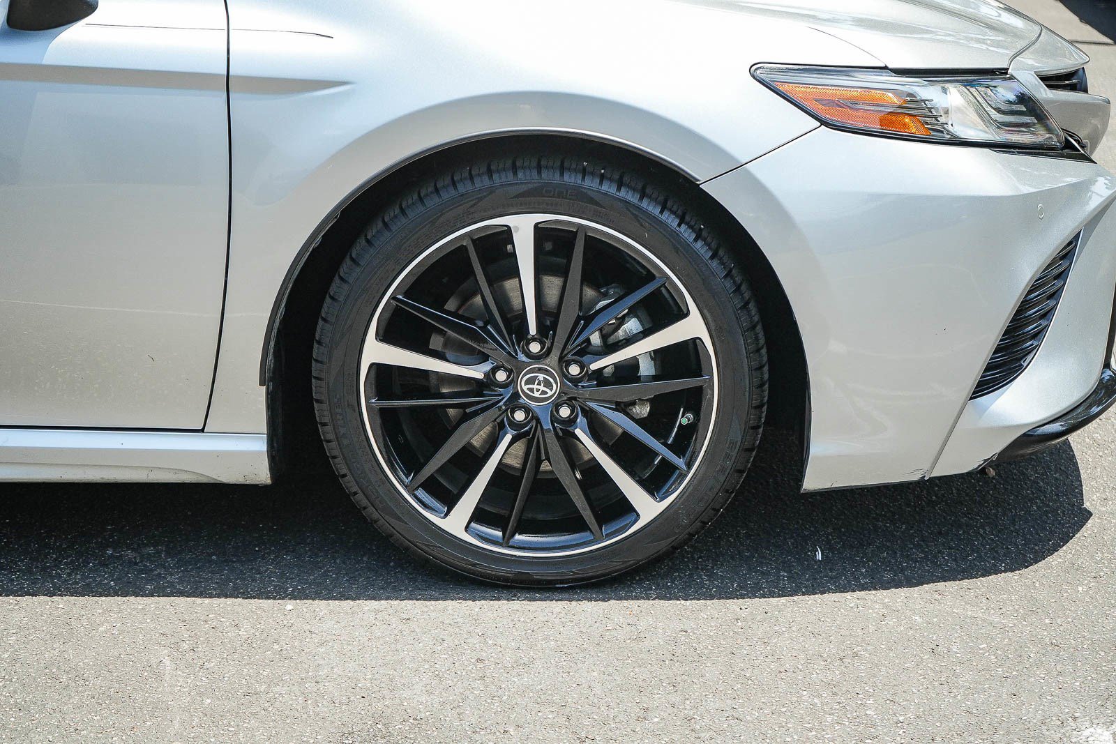 Used 2018 Toyota Camry XSE w/ Driver Assist Package FWD image 10