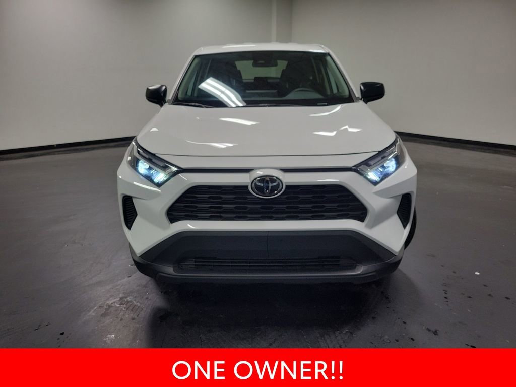 Used 2023 Toyota RAV4 LE image 3