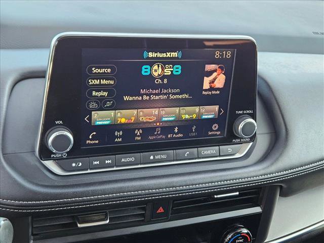 Used 2025 Nissan Rogue SV image 14