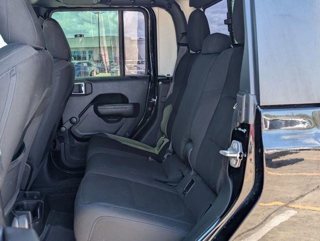 Used 2023 Jeep Gladiator Sport image 22