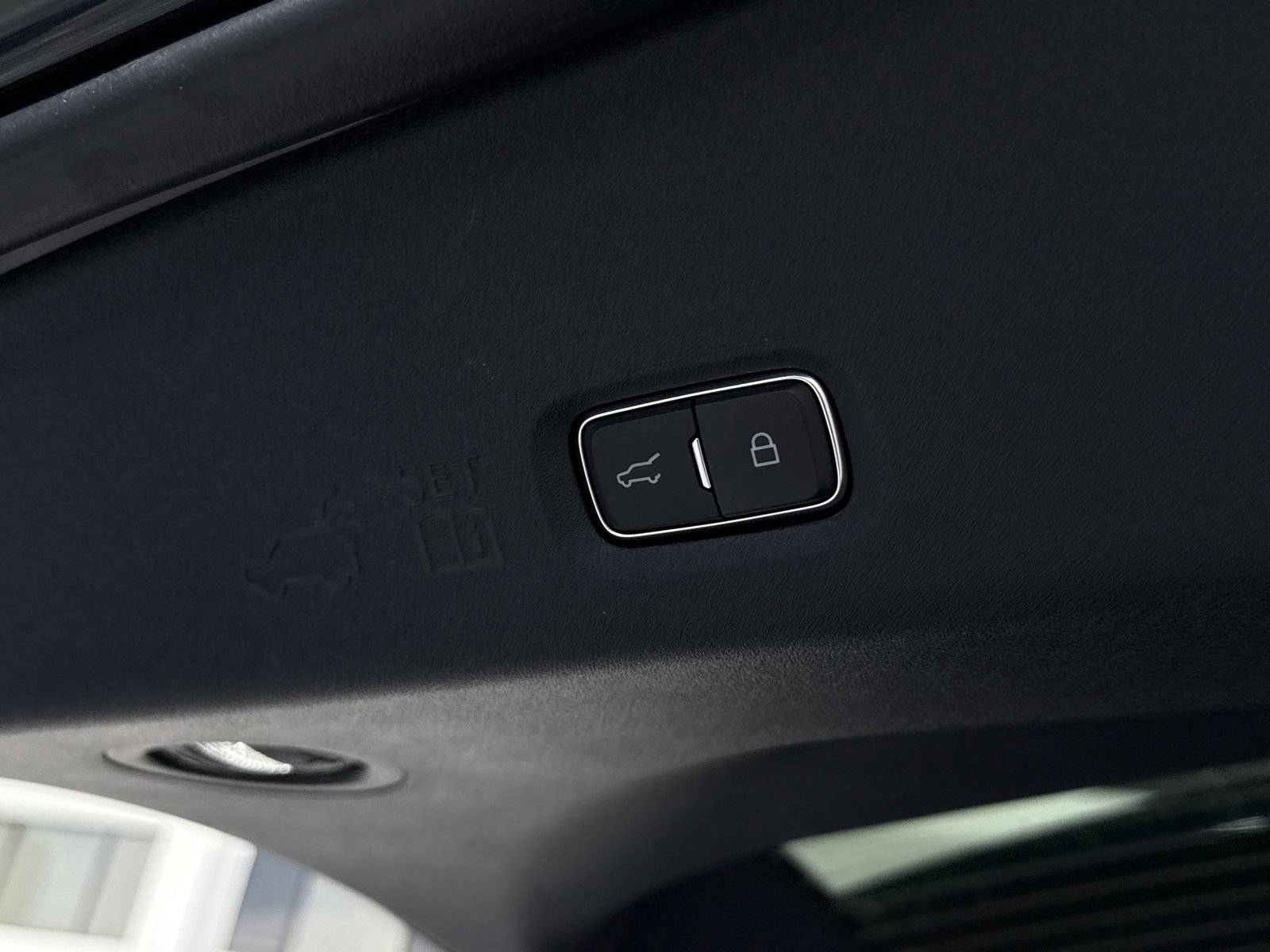 New 2026 Lincoln Navigator Reserve AWD/4WD image 18