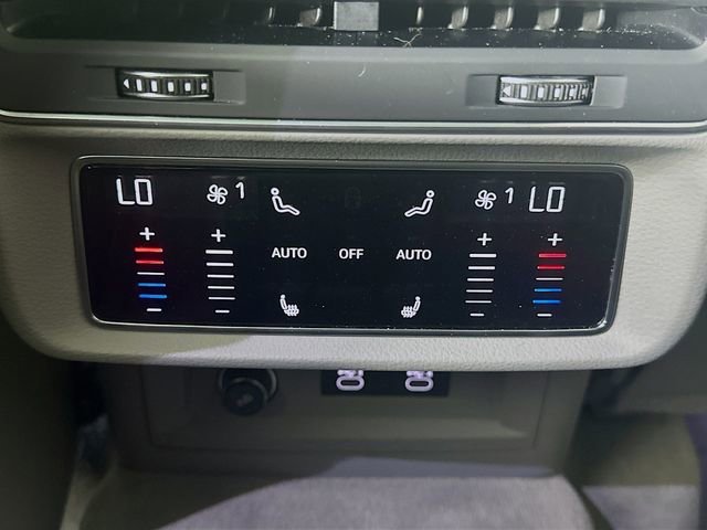 Used 2021 Audi Q7 3.0T Prestige image 26