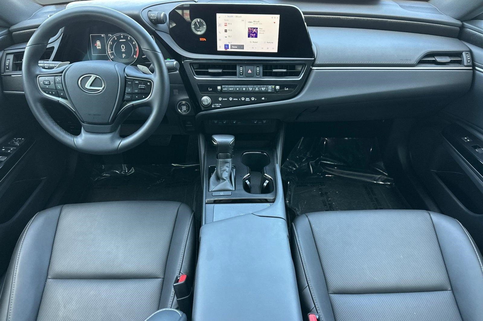 Certified 2025 Lexus ES 350 w/ Premium Package FWD image 17