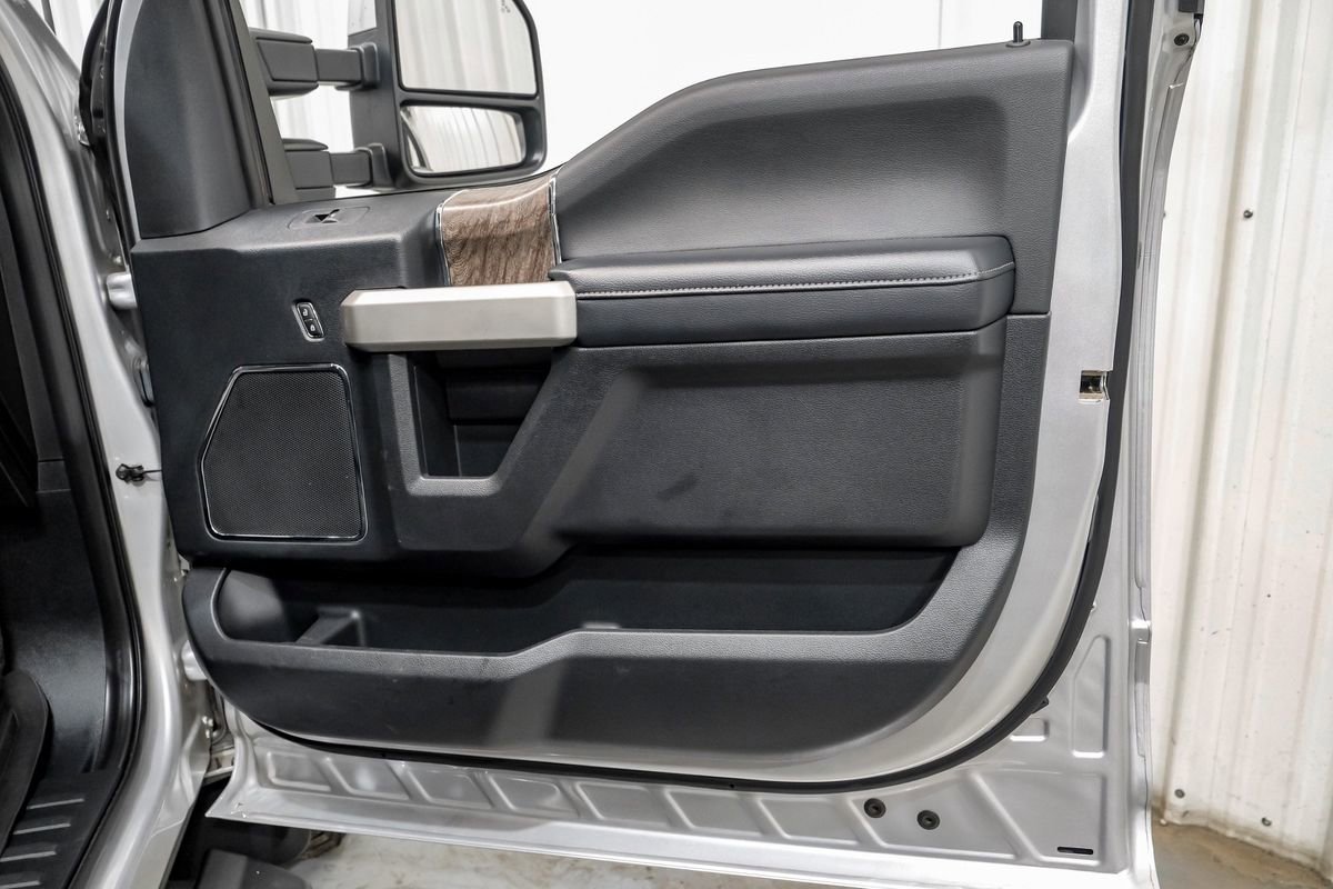 Used 2019 Ford F350 Lariat w/ Lariat Value Package AWD/4WD image 47