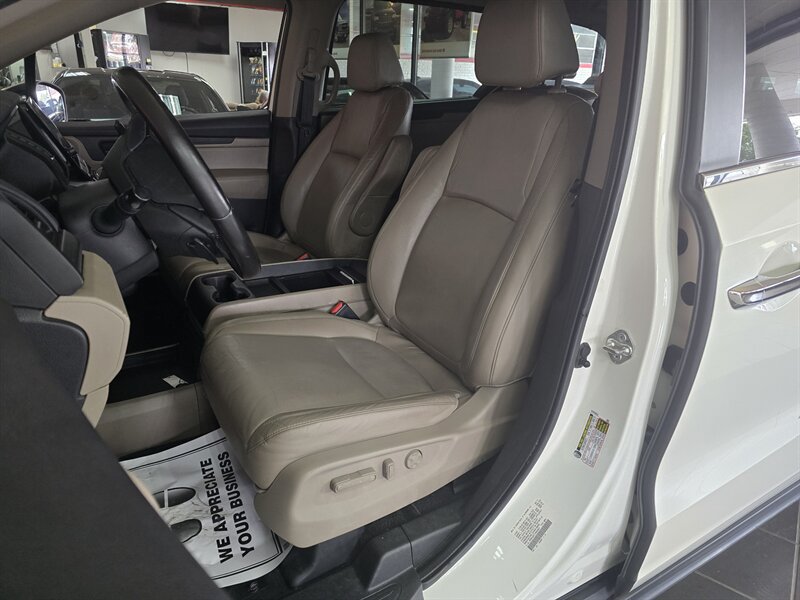 Used 2018 Honda Odyssey EX-L image 11