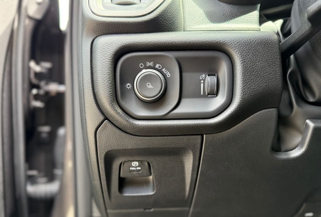 New 2026 RAM 1500 Tradesman AWD/4WD image 20