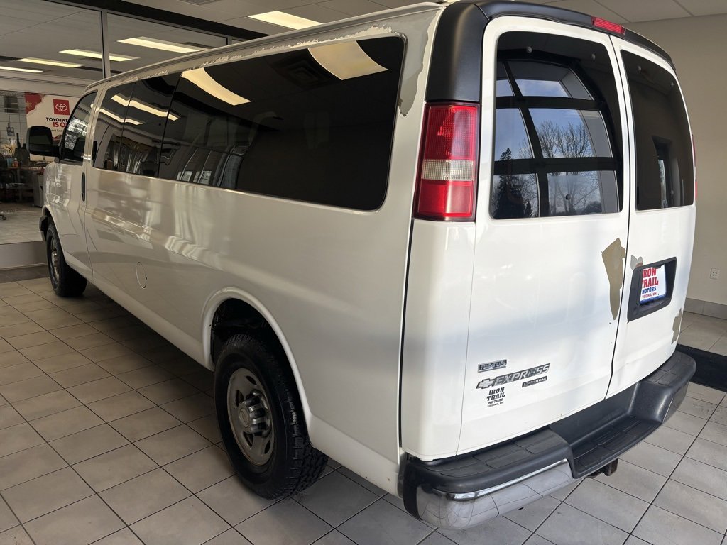 Used 2011 Chevrolet Express 3500 LT w/ LT Preferred Equipment Group image 24