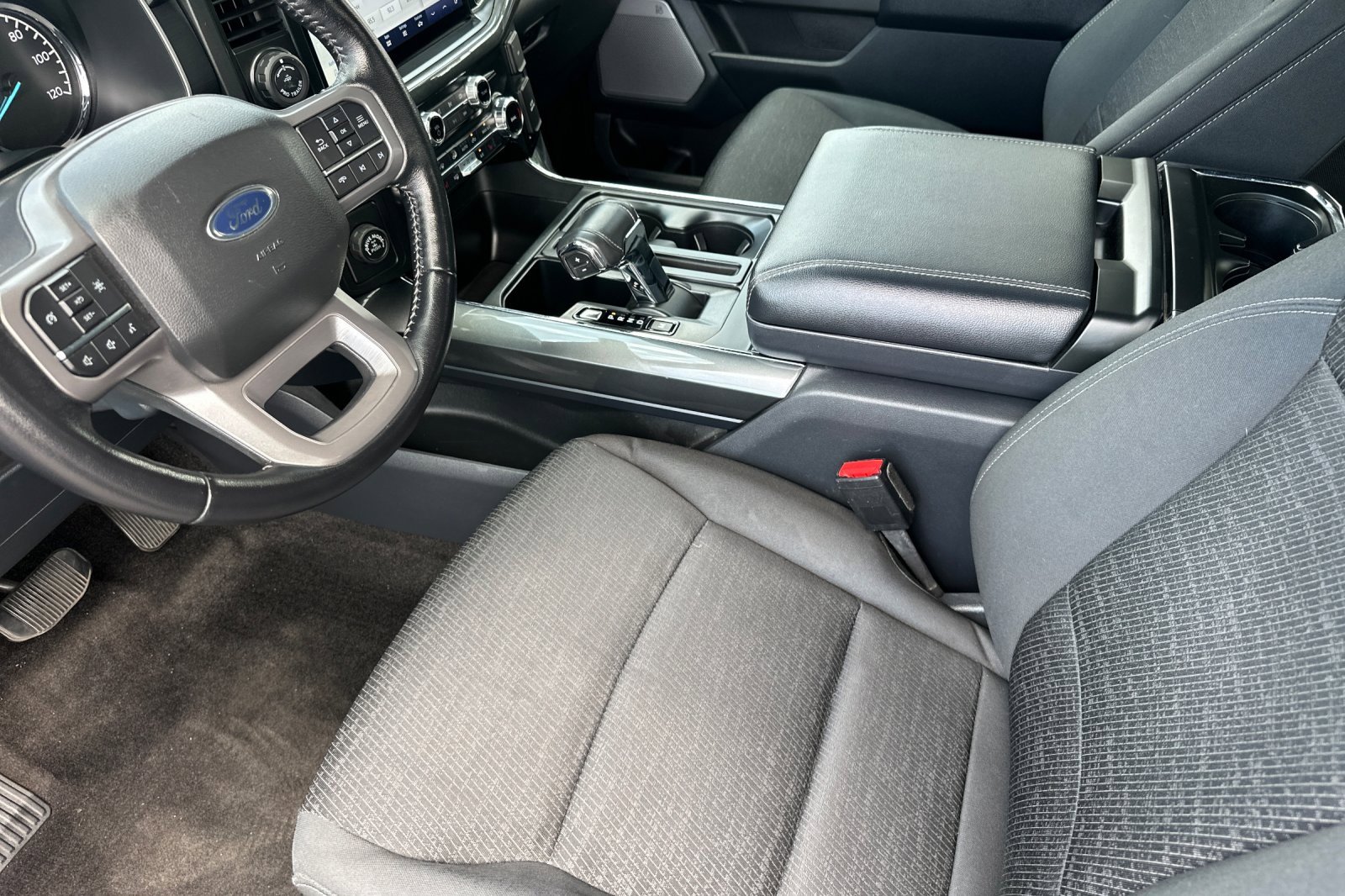 Used 2022 Ford F150 XLT w/ Equipment Group 302A High image 10