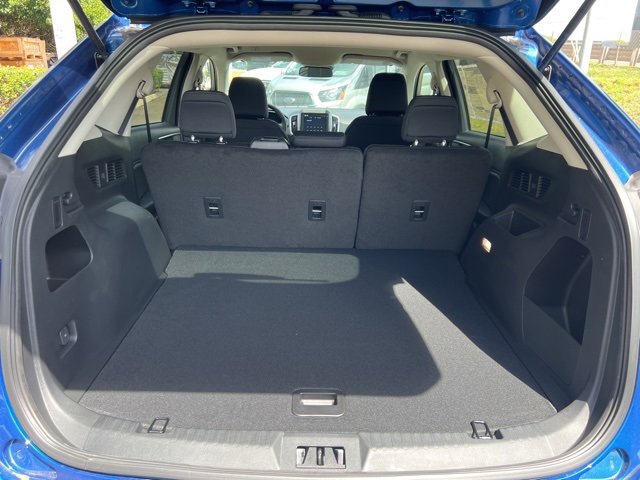 New 2024 Ford Edge SE w/ Black Appearance Package image 9