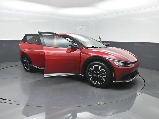 Used 2024 Kia EV6 Wind RWD image 32