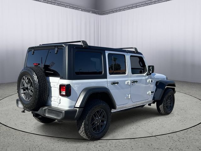 Used 2024 Jeep Wrangler Unlimited Sport AWD/4WD image 9