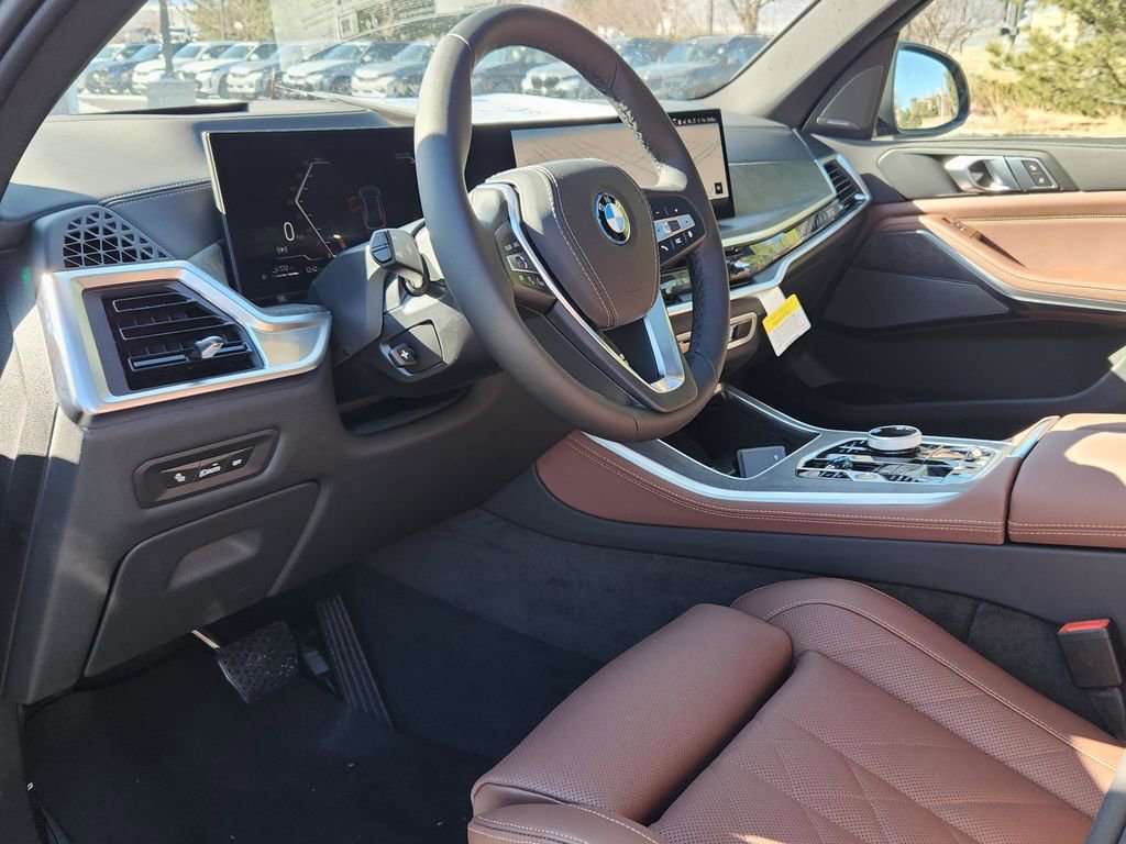 New 2026 BMW X5 xDrive50e w/ Executive Package image 9