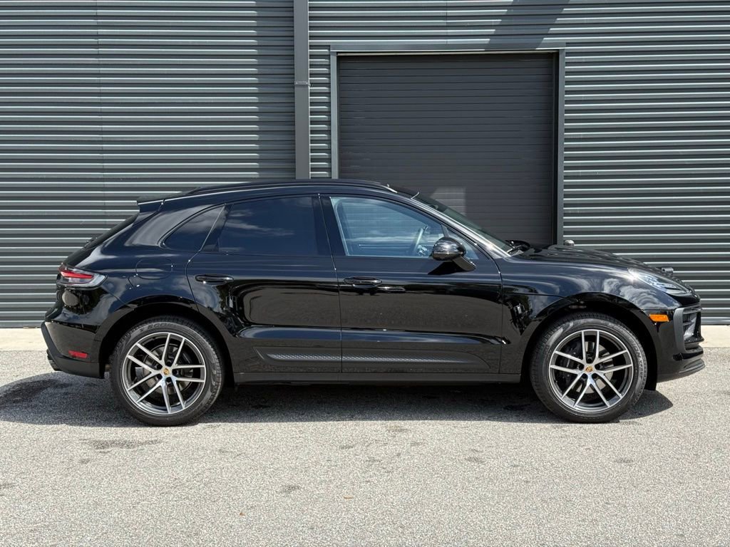Certified 2026 Porsche Macan image 26