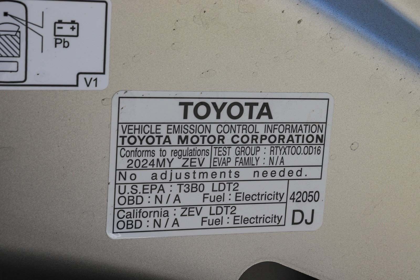 Certified 2024 Toyota bZ4X FWD w/ Weather Package image 29