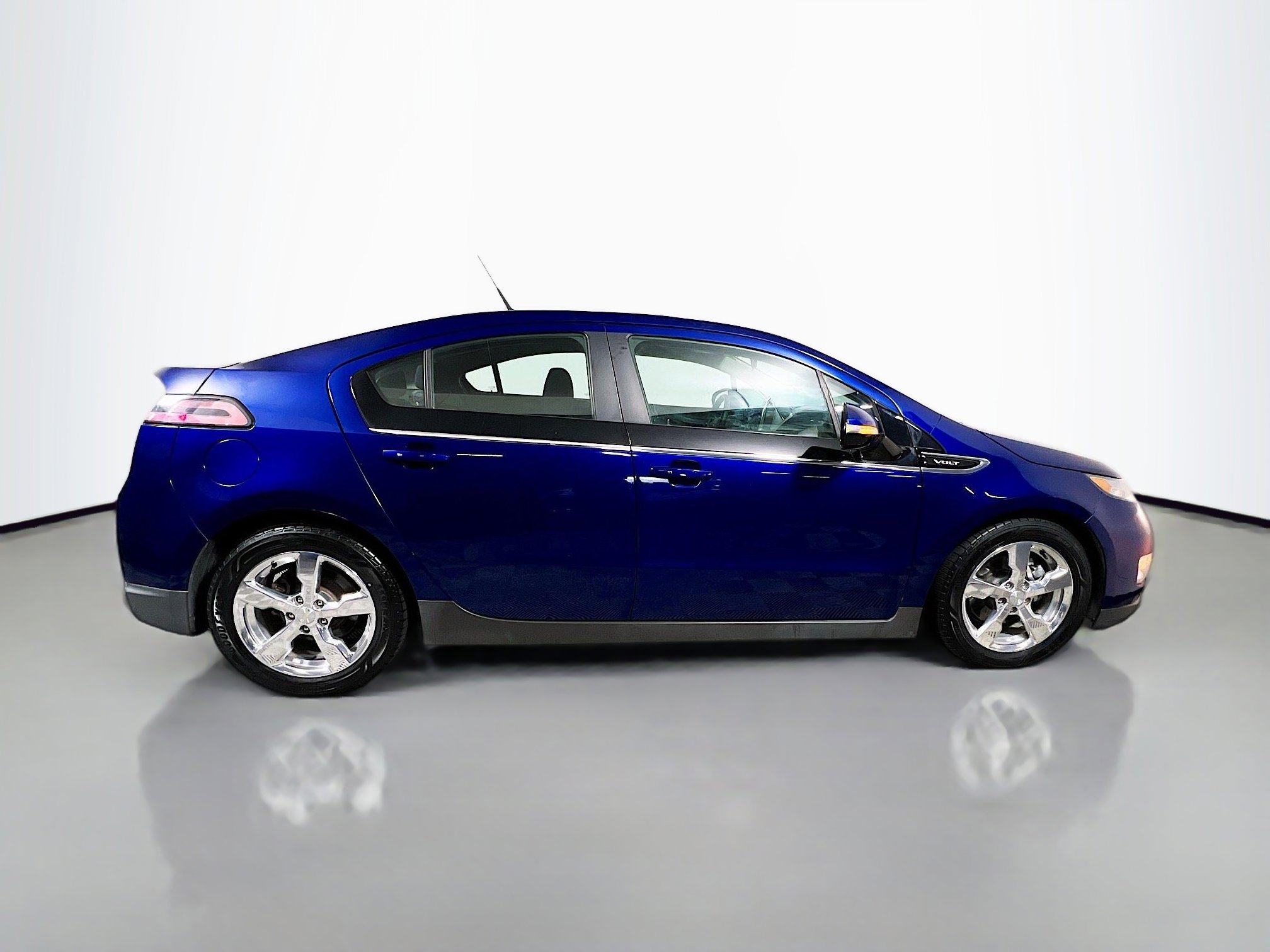 Used 2013 Chevrolet Volt image 3