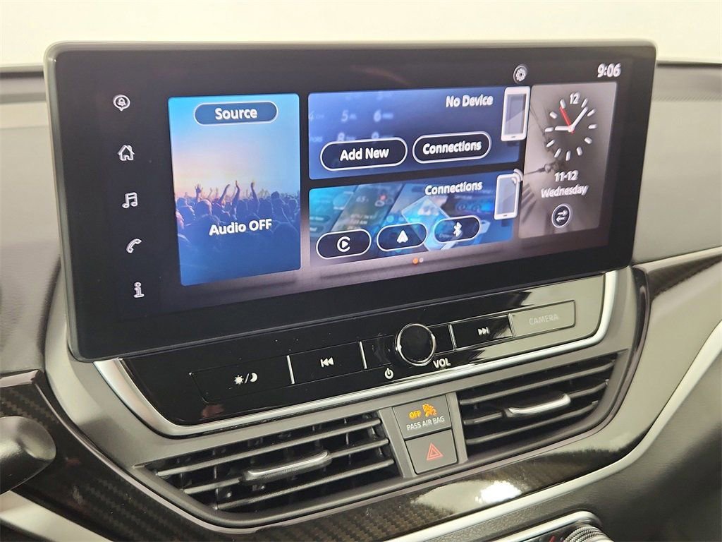 New 2025 Nissan Altima 2.5 SR w/ SR Premium Package AWD/4WD image 18