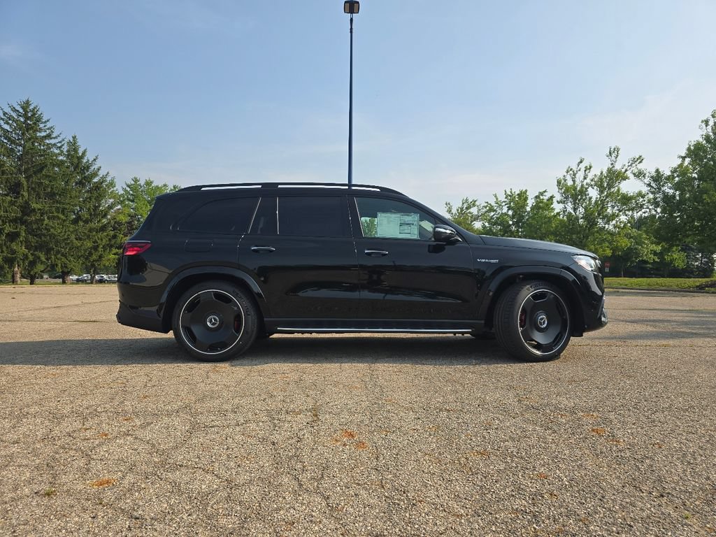 New 2026 Mercedes-Benz GLS 63 AMG 4MATIC image 17