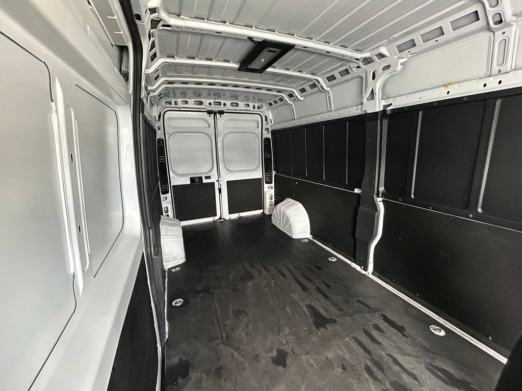 Used 2024 RAM ProMaster 2500 w/ Convenience Group FWD image 27