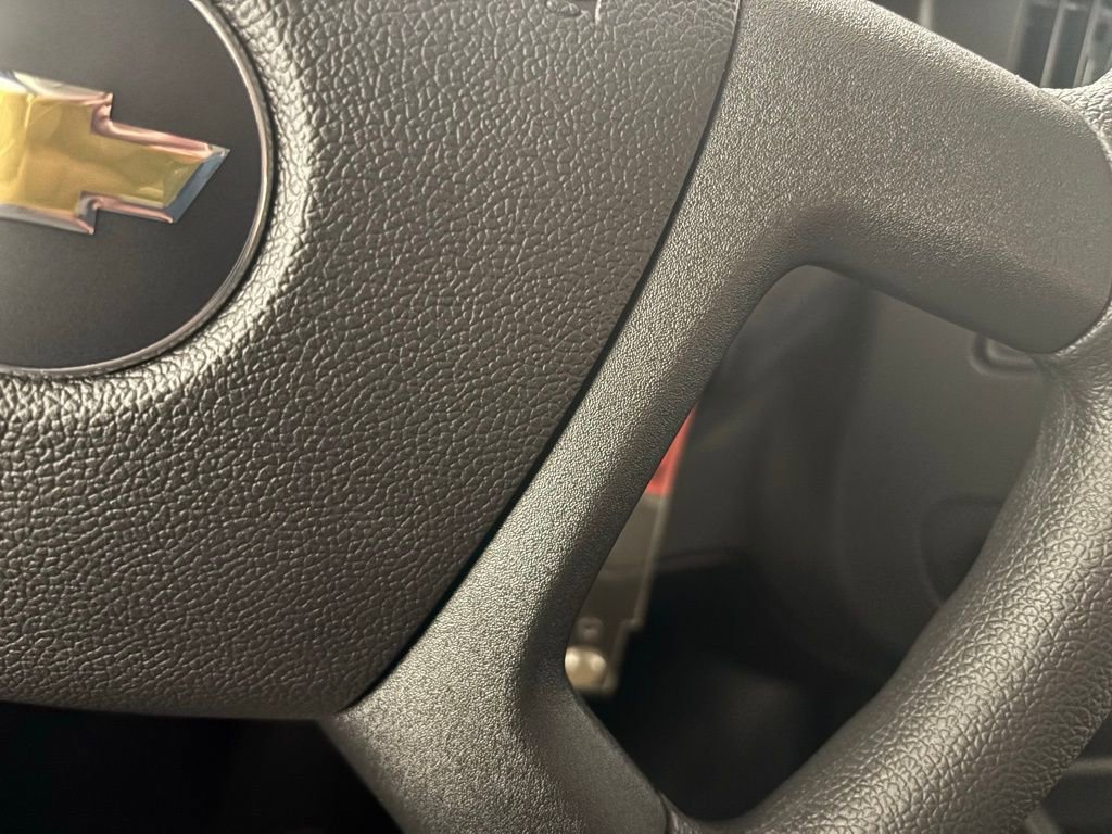 New 2025 Chevrolet Express 2500 Work Van w/ Driver Convenience Package image 29