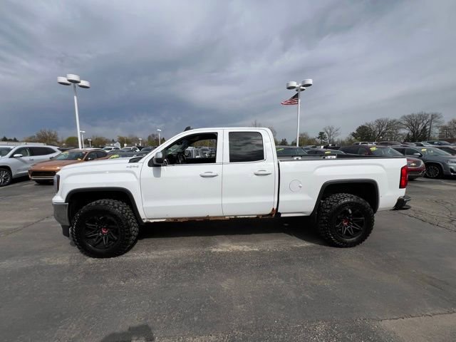 Used 2017 GMC Sierra 1500 SLE w/ SLE Value Package AWD/4WD image 8