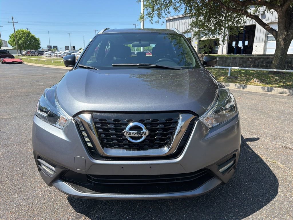 Used 2019 Nissan Kicks SR image 8
