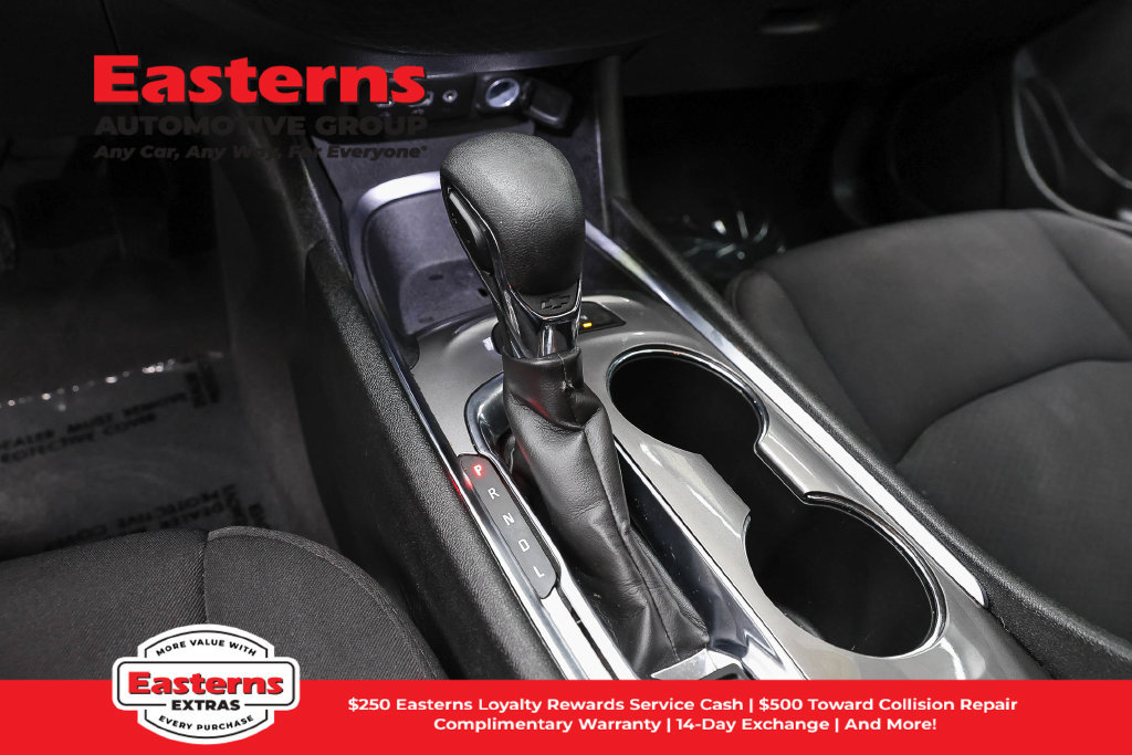 Used 2024 Chevrolet Malibu LT FWD image 14