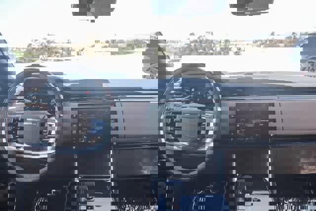 New 2025 Land Rover Range Rover SE image 12