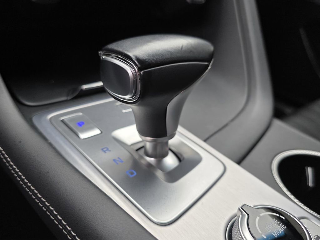 Used 2021 Genesis G70 2.0T w/ Prestige Package image 30