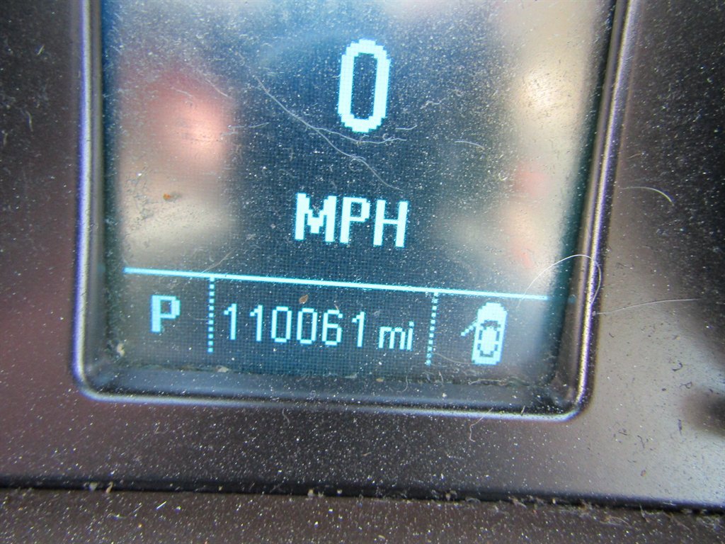 Used 2013 Buick Regal Leather FWD image 10