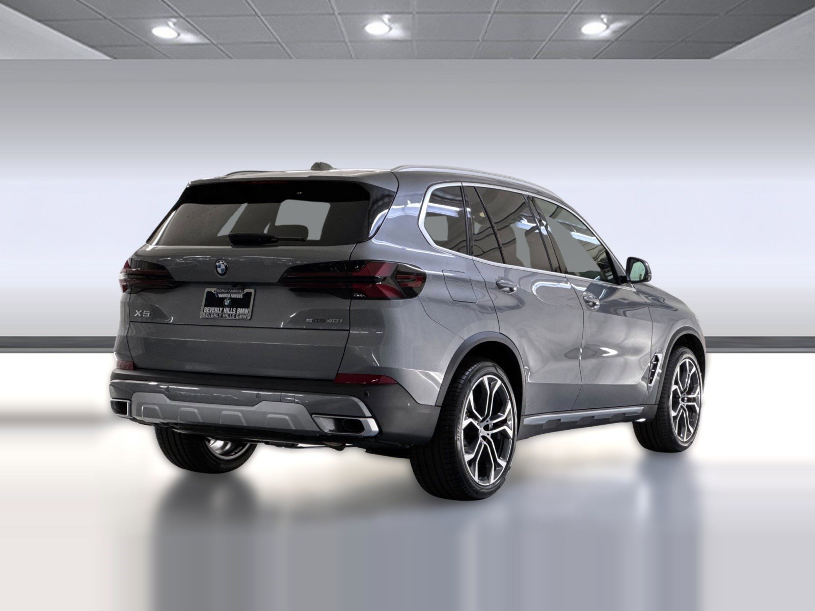 Used 2026 BMW X5 sDrive40i w/ Climate Comfort Package image 9