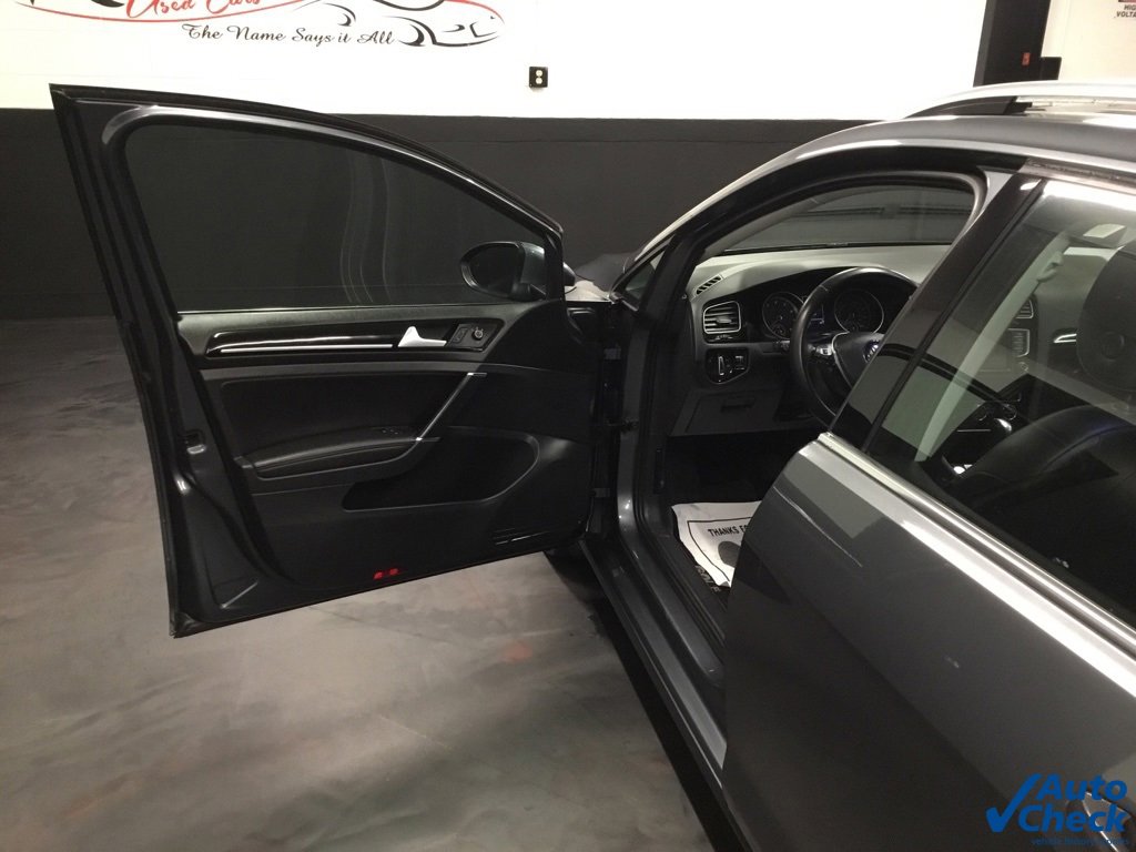 Used 2016 Volkswagen Golf SEL w/ Lighting Package (SEL) image 23