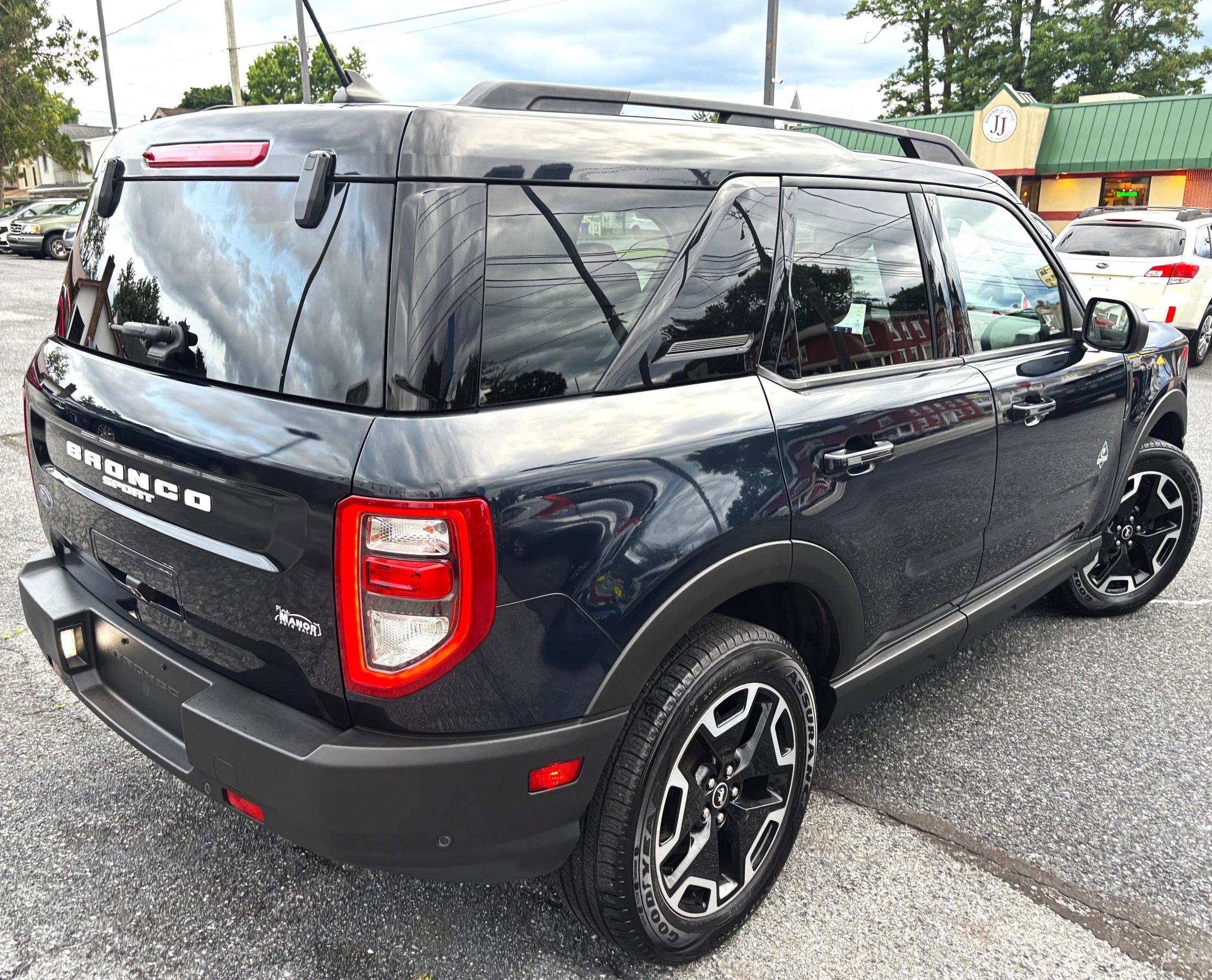 Used 2021 Ford Bronco Sport Outer Banks AWD/4WD image 5