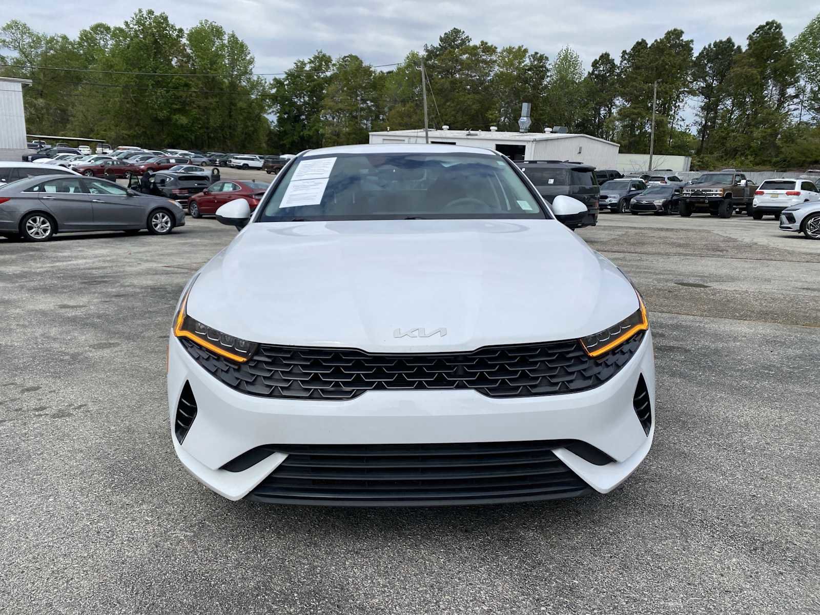 Used 2022 Kia K5 LX image 3