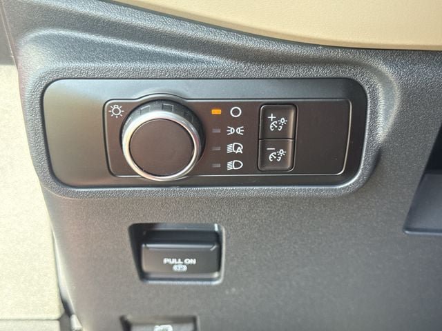 Used 2025 Ford Bronco Big Bend AWD/4WD image 24