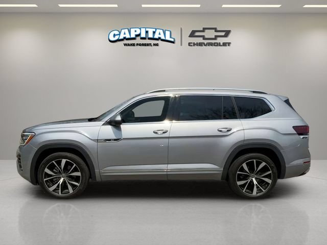 Used 2024 Volkswagen Atlas SEL Premium R-Line AWD/4WD image 2